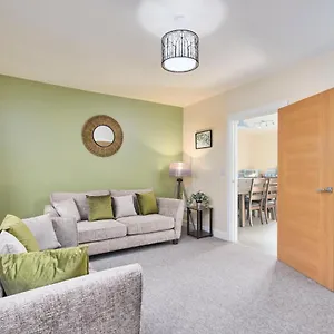 https://stunning-city-centre-house-parking-garden.yorkshirehotels.net